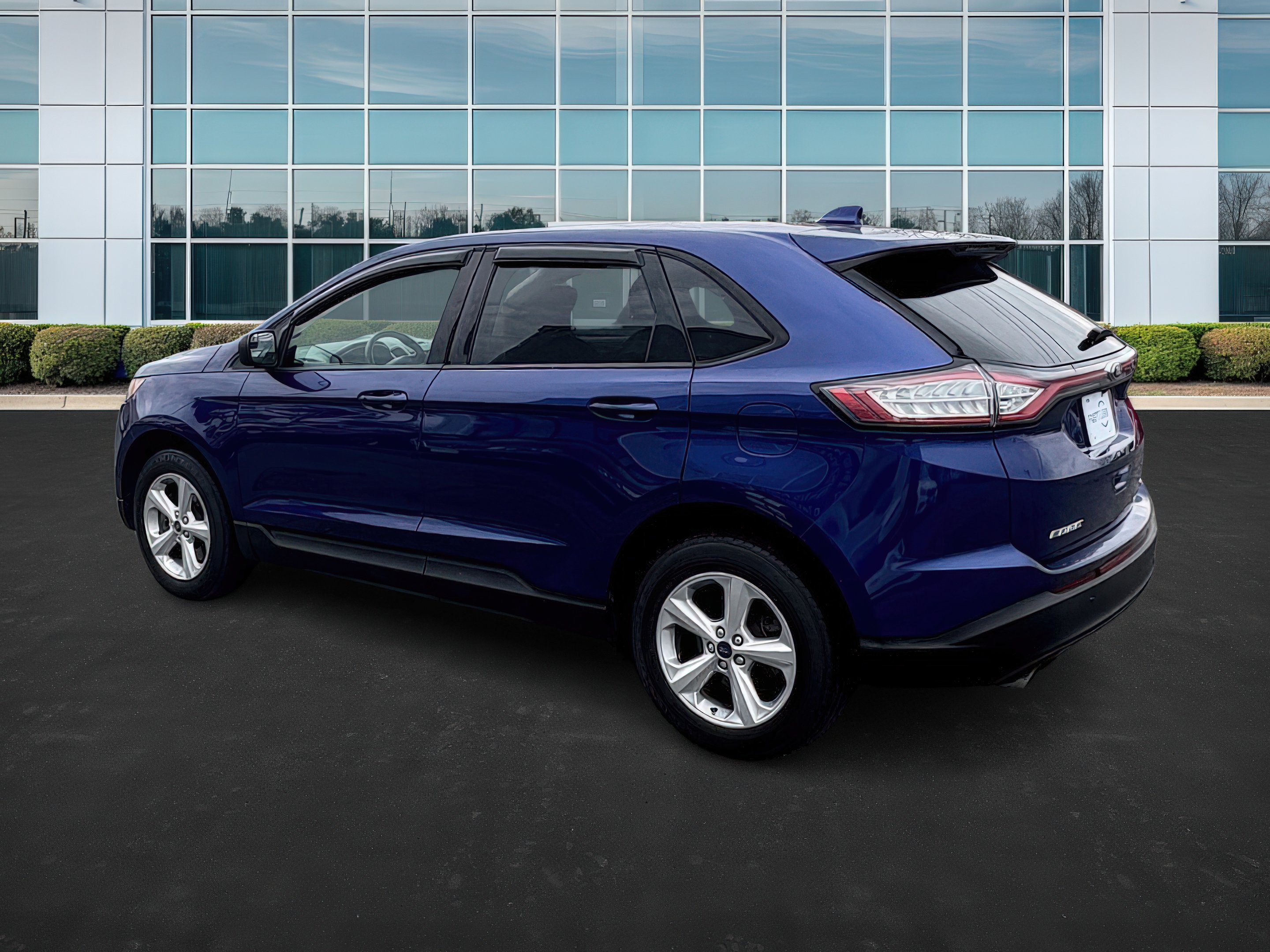 2015 Ford Edge SE - Photo 14