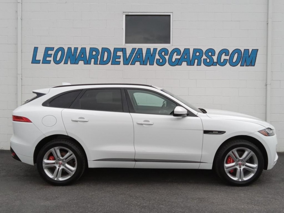 2018 Jaguar F-PACE