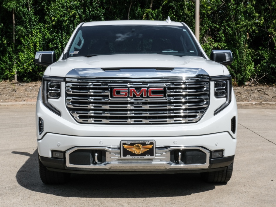 2023 Gmc Sierra Denali photo 2