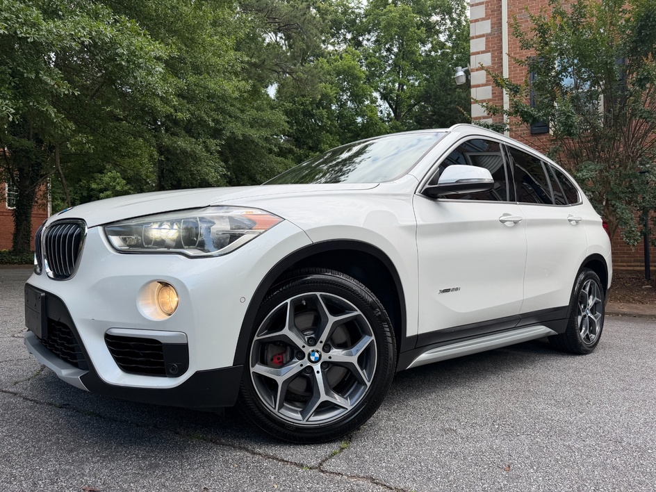 2017 BMW X1 xDrive28i's photo