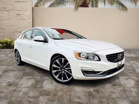 2015 Volvo V60 Premier