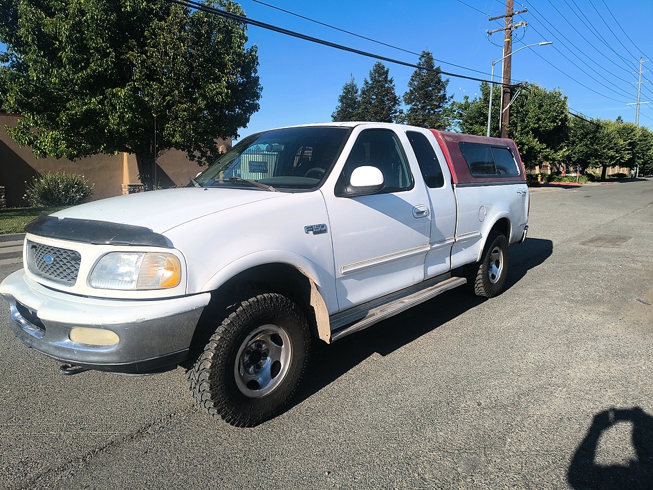 1997 Ford F-150 XL 4X4 SUPERCAB SWB STYLESIDE's photo