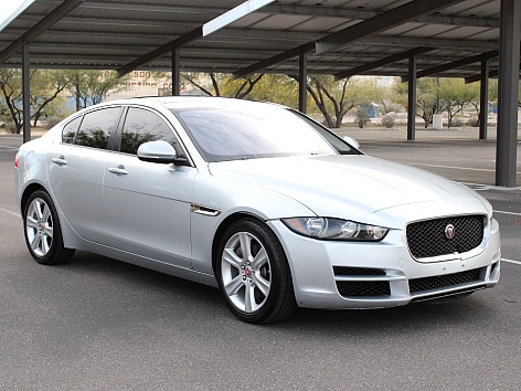 2018 Jaguar XE Premium