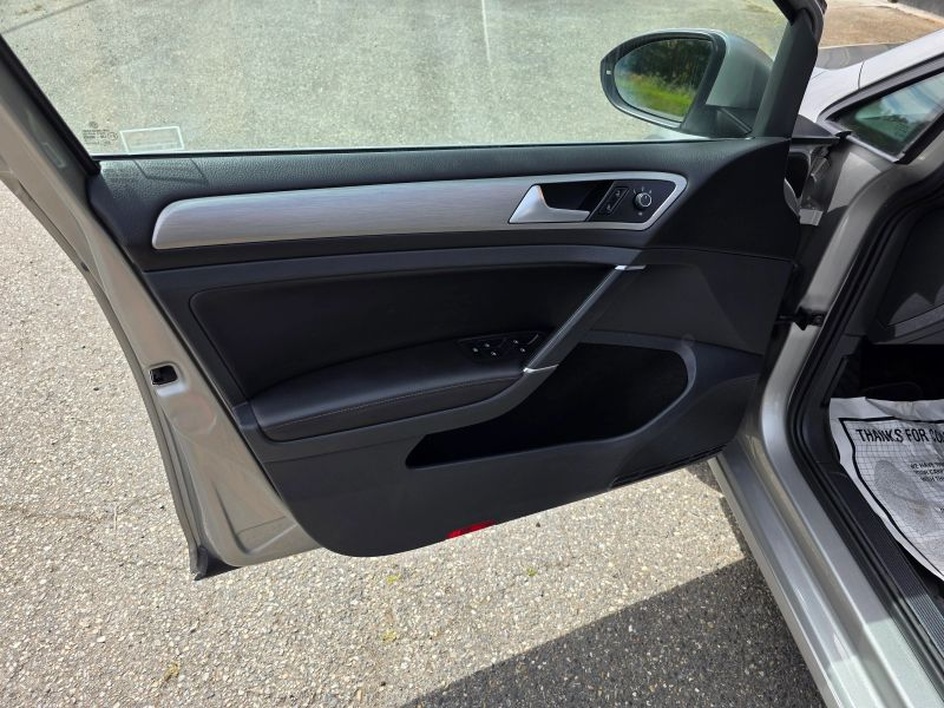 2015 Volkswagen Golf SportWagen TDI S - Photo 9