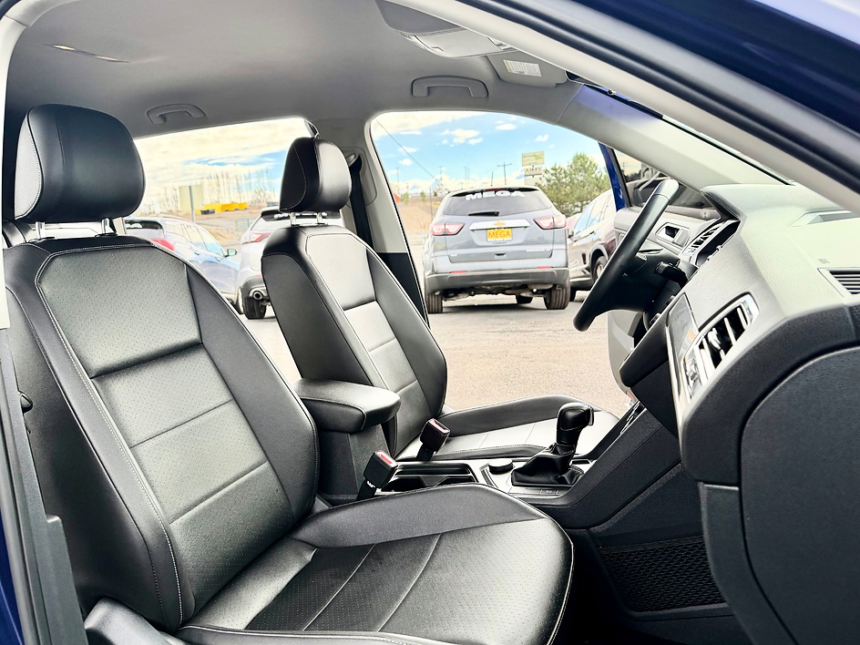 2021 Volkswagen Tiguan SE - Photo 19