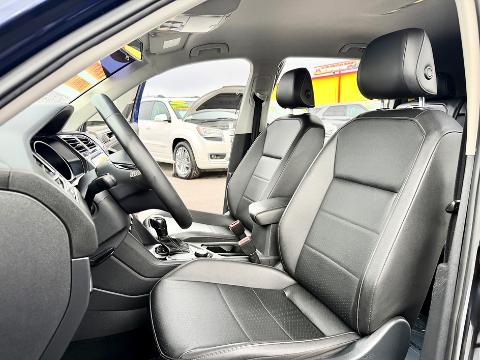 2021 Volkswagen Tiguan SE - Photo 18