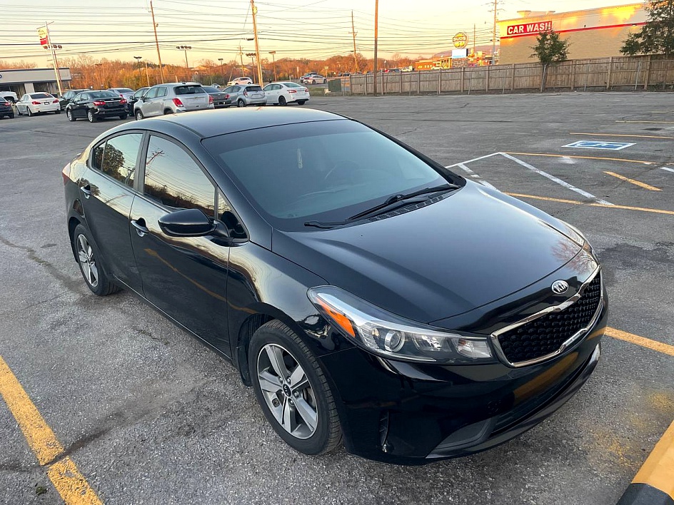 2018 Kia Forte S AT's photo