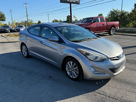 2016 Hyundai Elantra SE's photo