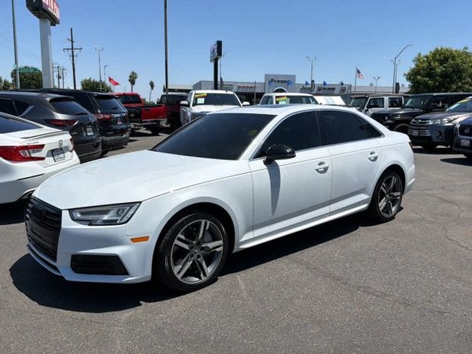 2018 Audi A4 2.0T quattro S tronic Premium Plus's photo