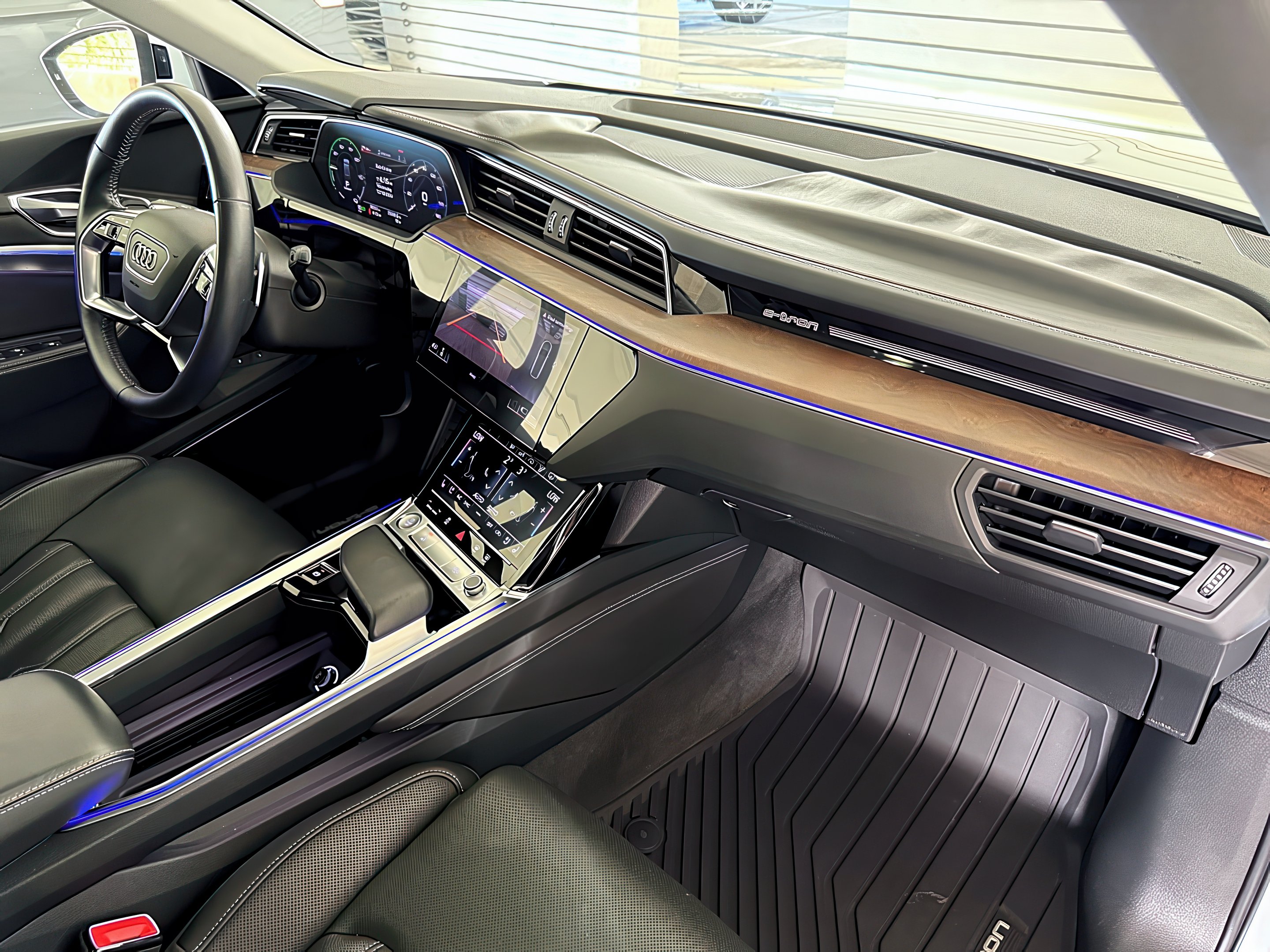 2019 Audi e-tron Prestige - Photo 6