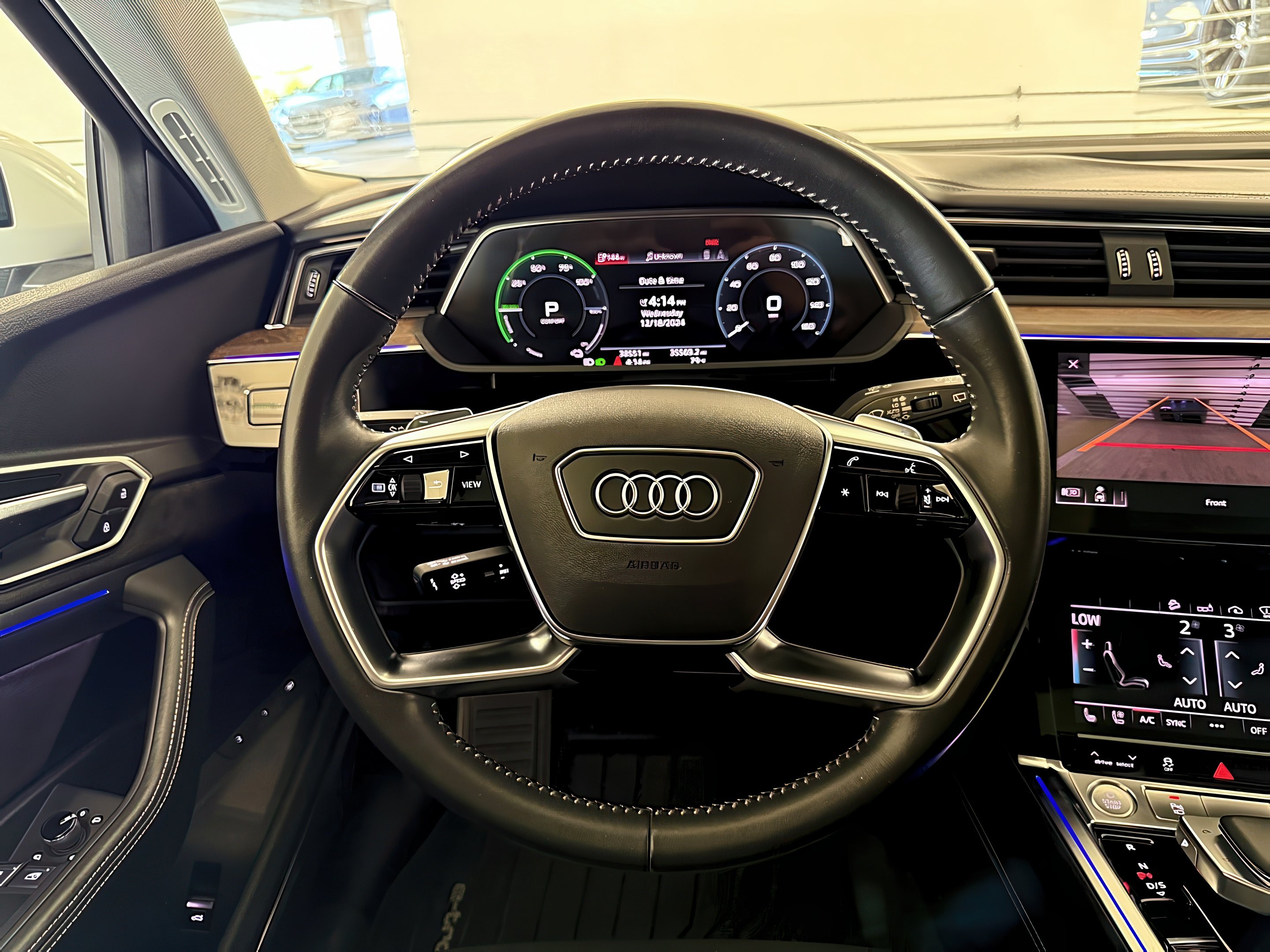 2019 Audi e-tron Prestige - Photo 12