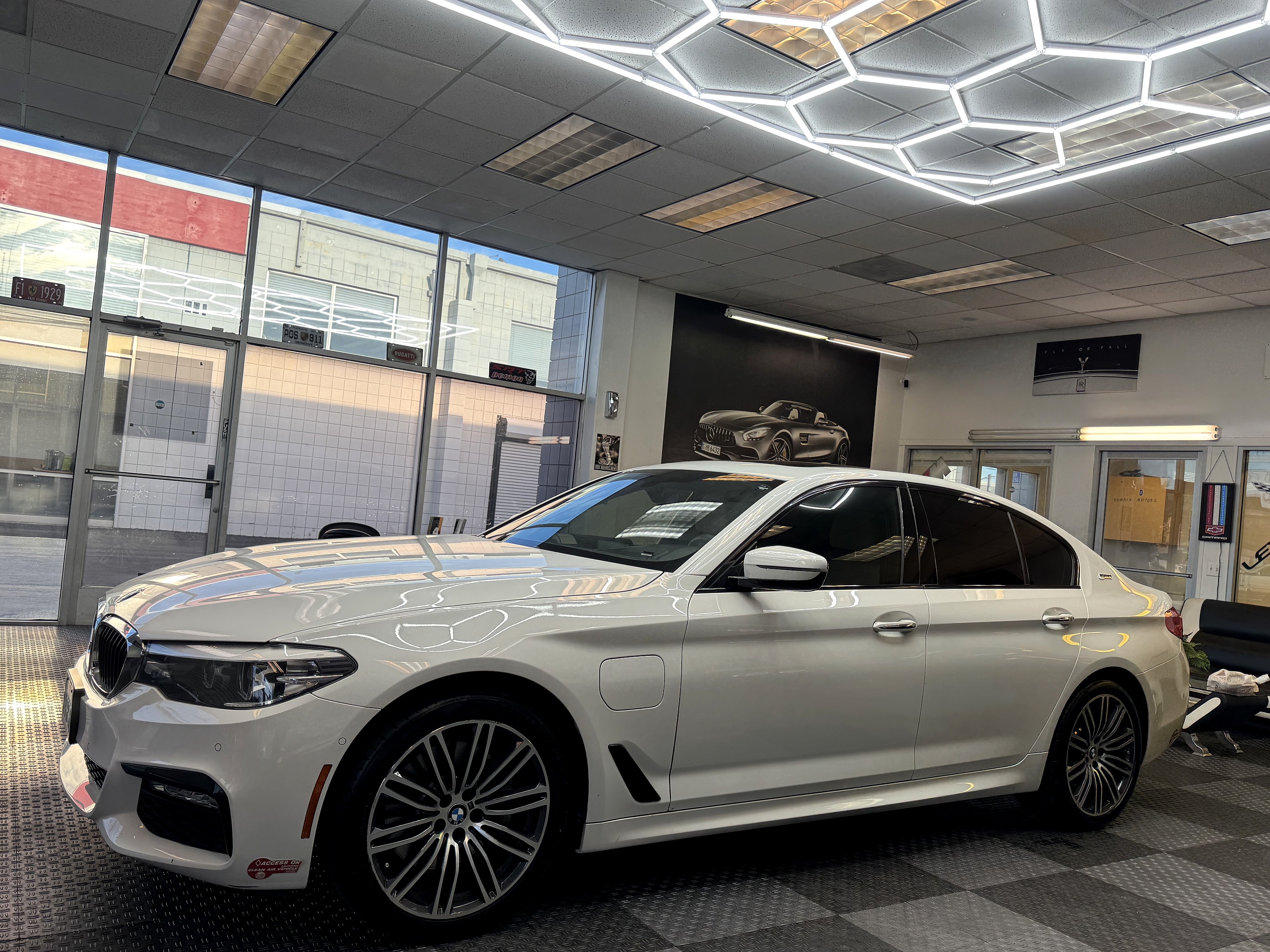 2018 BMW 5 Series 530e