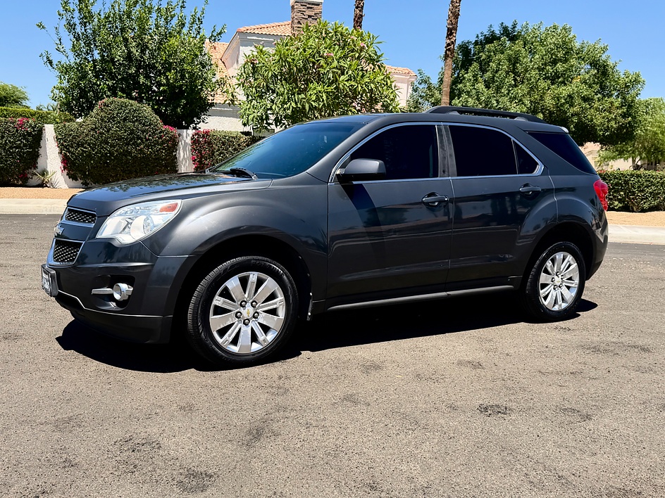 2010 Chevrolet Equinox 2LT's photo