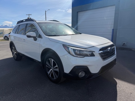 2019 Subaru Outback's photo