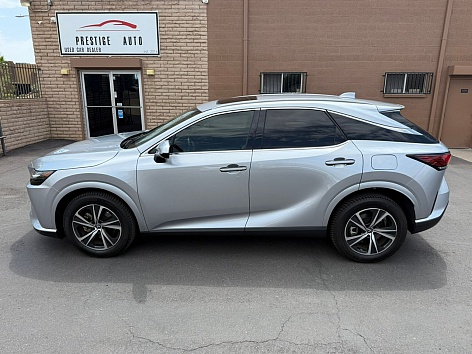 2023 Lexus RX 350's photo