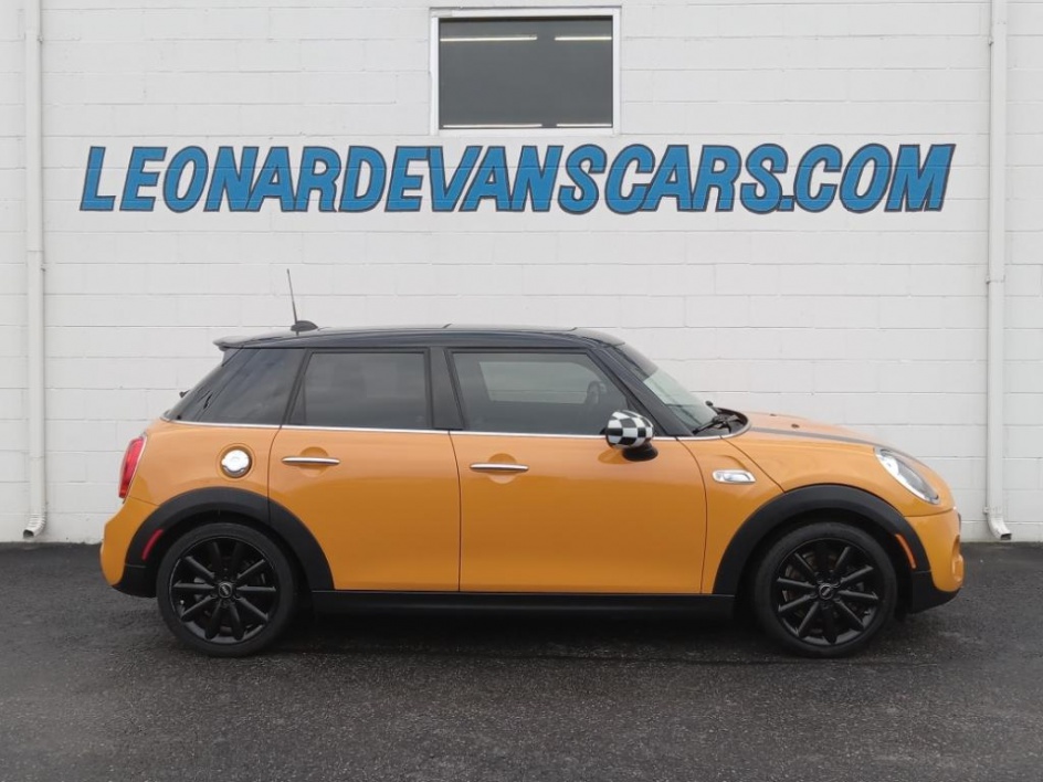 2016 MINI Cooper S