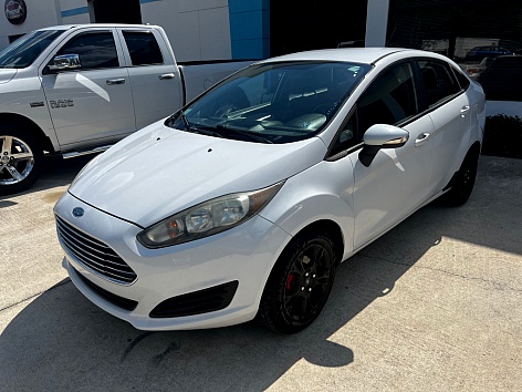 2015 Ford Fiesta SE