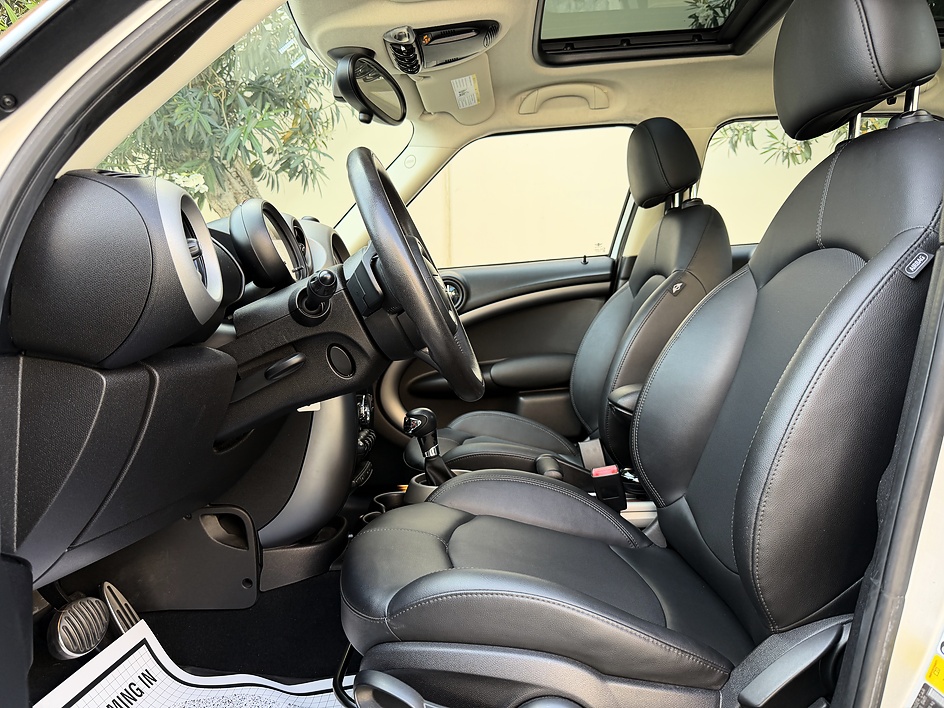 2011 MINI Countryman Countryman S - Photo 10