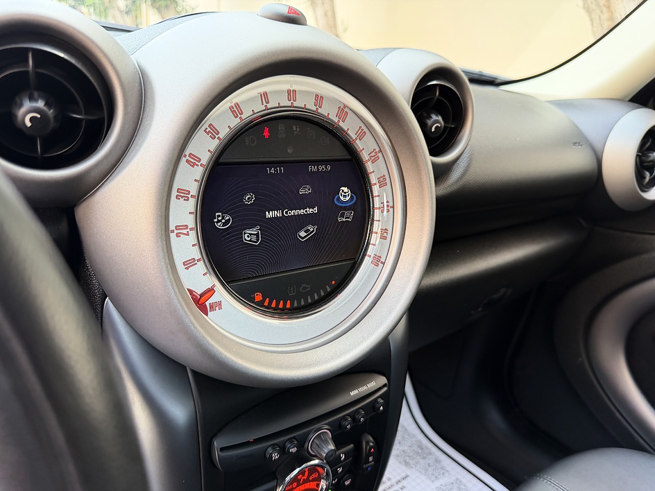 2011 MINI Countryman Countryman S - Photo 23