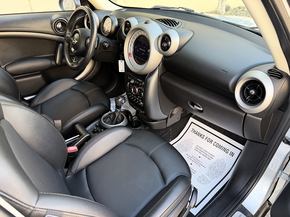 2011 MINI Countryman Countryman S - Photo 12