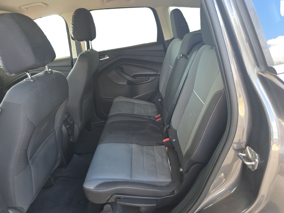 2013 Ford Escape SE - Photo 10