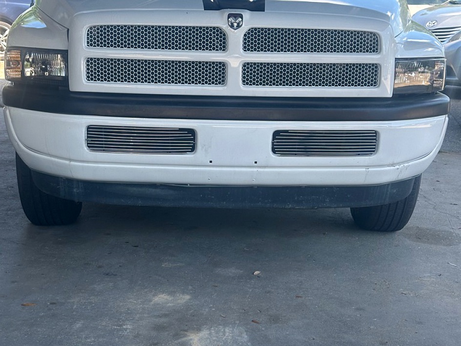 1999 Dodge Ram Pickup ST