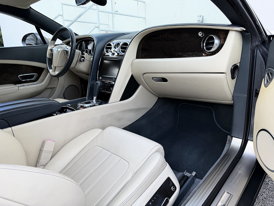 2012 Bentley Continental GT Base - Photo 21