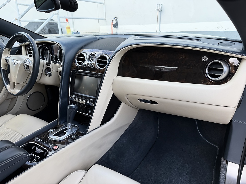 2012 Bentley Continental GT Base - Photo 26