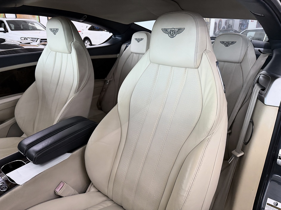 2012 Bentley Continental GT Base - Photo 30