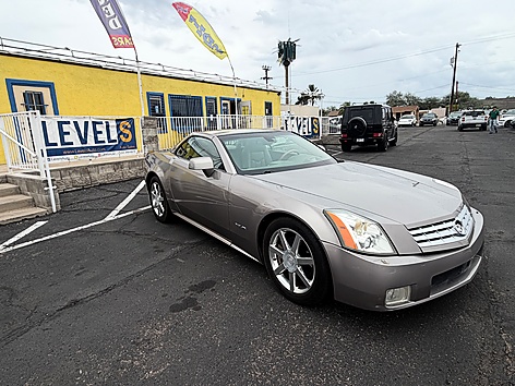 2005 Cadillac XLR
