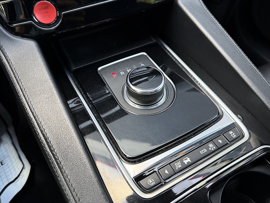 2019 Jaguar F-Pace Prestige - Photo 22