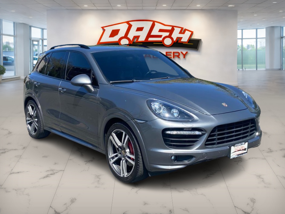 2013 Porsche Cayenne GTS's photo
