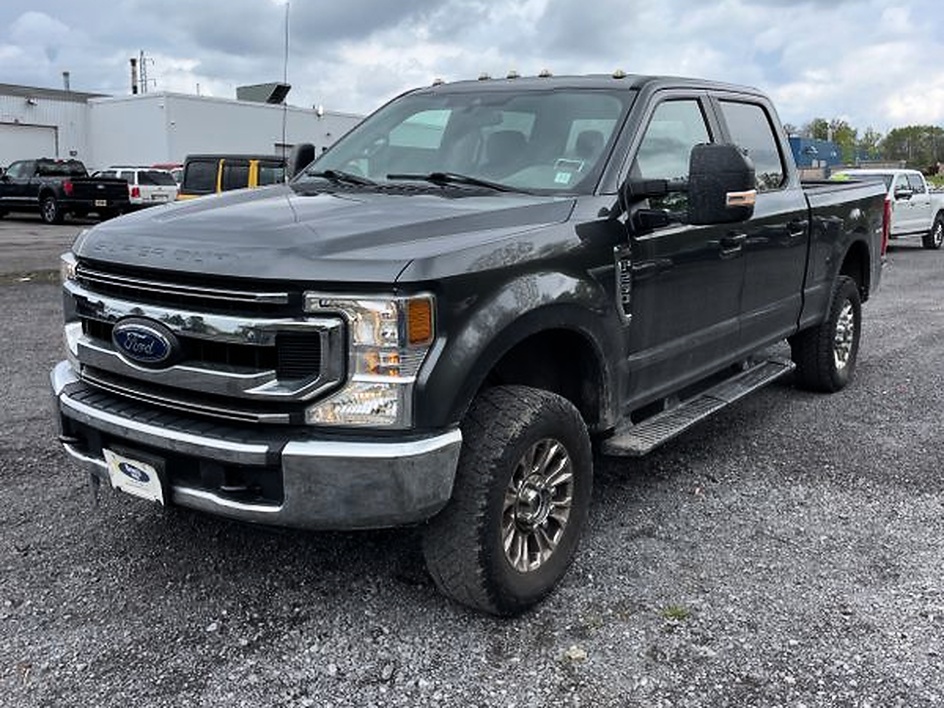2020 Ford F-250 XL 4x4 Crew Cab 6-3/4' Box's photo