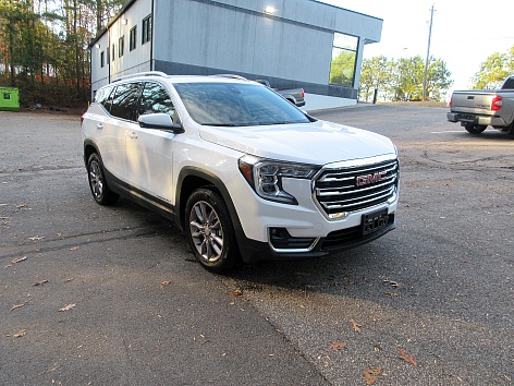 2023 GMC Terrain SLT's photo