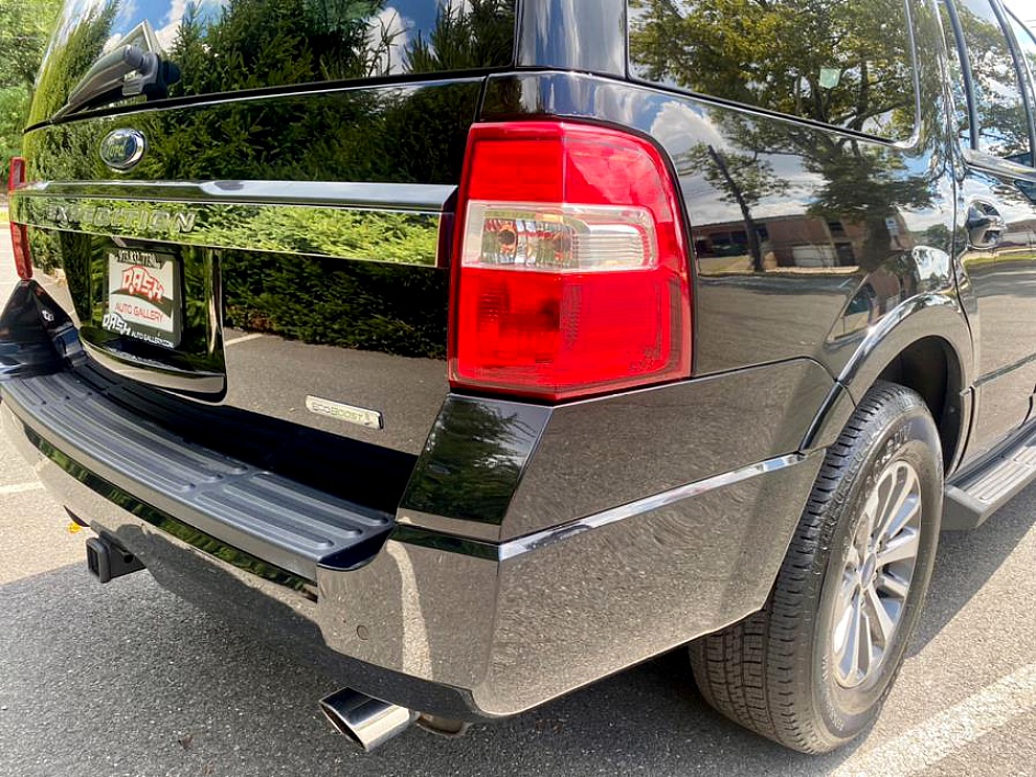 2017 Ford Expedition XLT - Photo 5