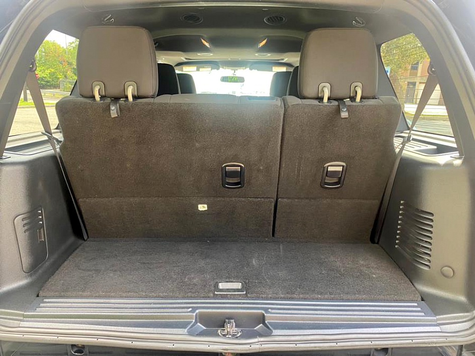 2017 Ford Expedition XLT - Photo 16