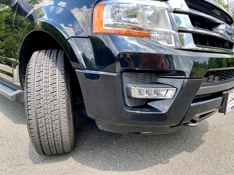 2017 Ford Expedition XLT - Photo 32