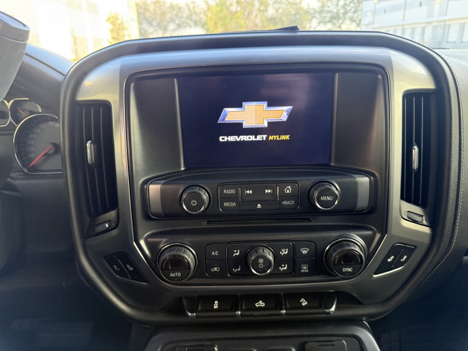 2017 Chevrolet Silverado 2500HD LTZ - Photo 18