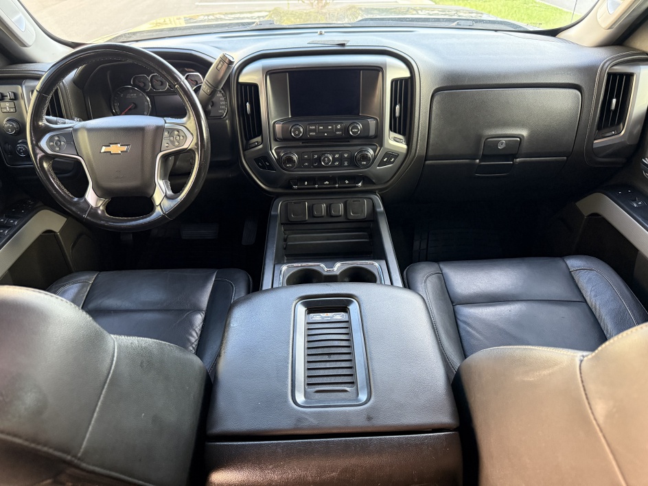 2017 Chevrolet Silverado 2500HD LTZ - Photo 2