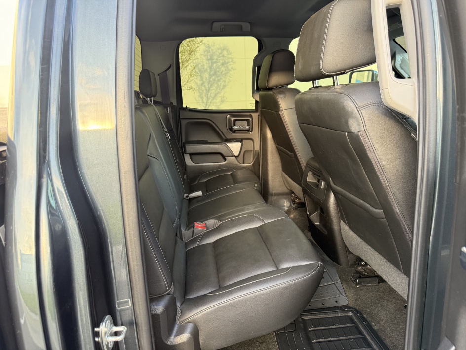 2017 Chevrolet Silverado 2500HD LTZ - Photo 19