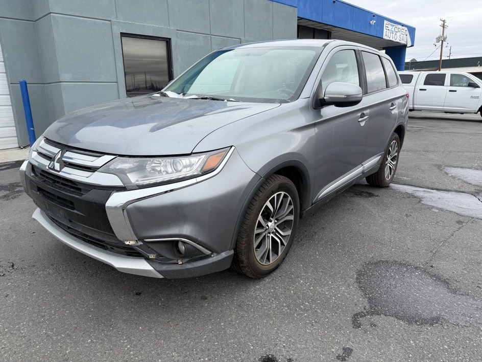 2018 Mitsubishi Outlander SE S-AWC's photo