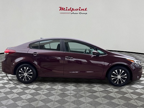 2018 Kia FORTE LX's photo