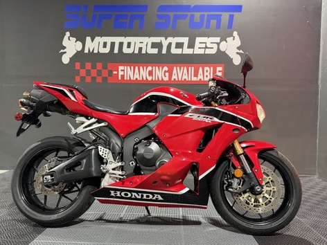 2025 KAWASAKI NINJA ZX-6R - Super Sport Motorcycles