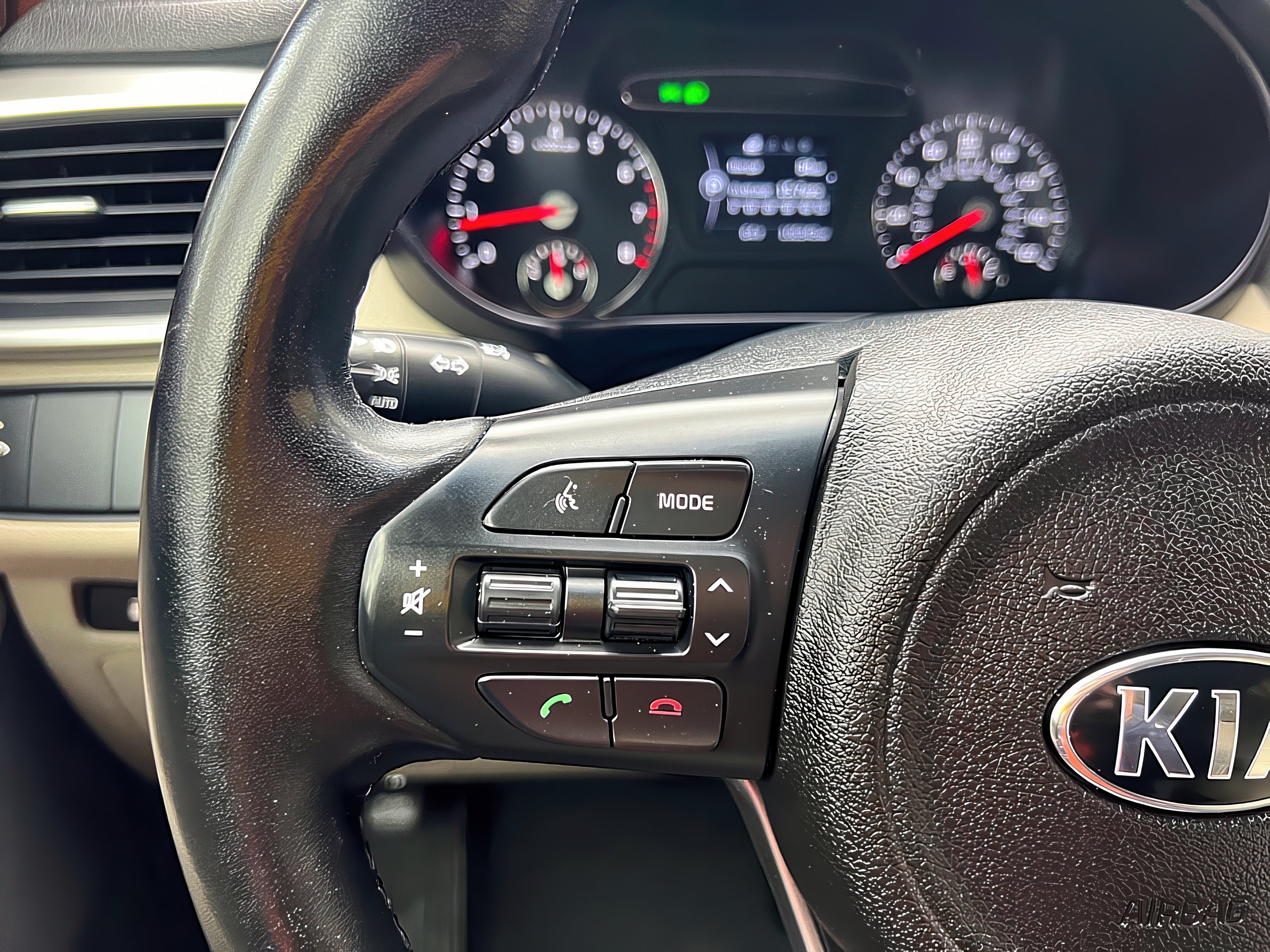 2016 Kia Sorento LX - Photo 23