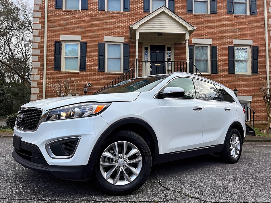 2016 Kia Sorento LX AT's photo