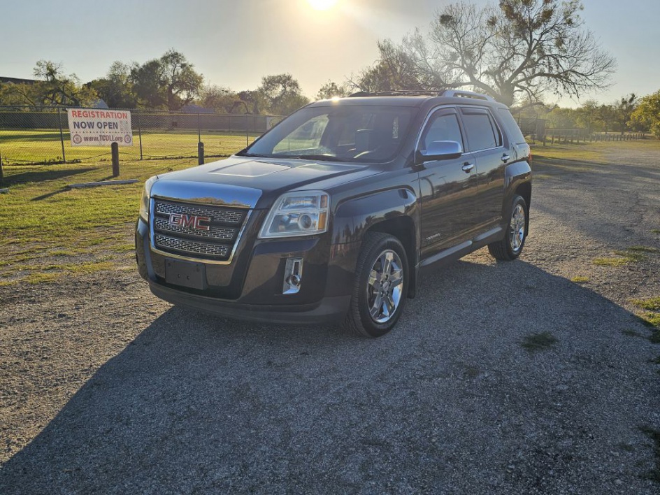 2013 GMC Terrain SLT-2's photo