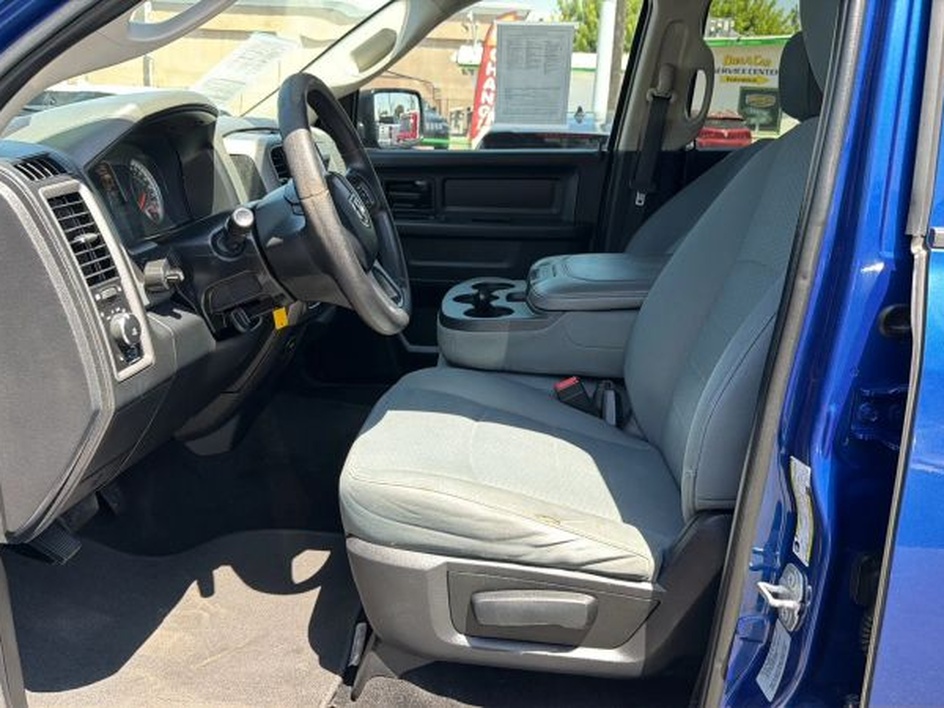 2017 RAM 1500 CREW CAB EXPRESS PICKUP 4D 5 1