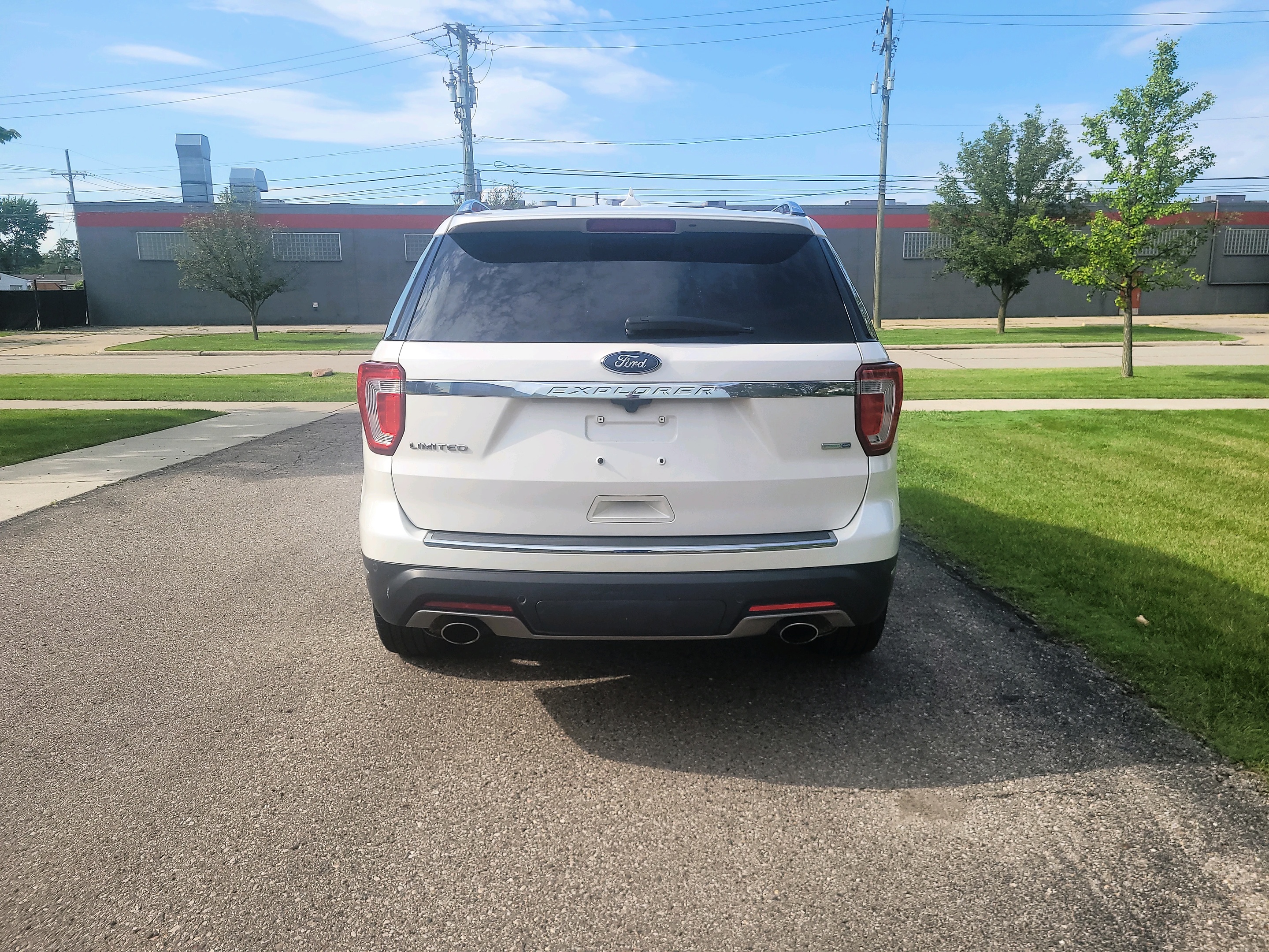2019 Ford Explorer Limited - Photo 6