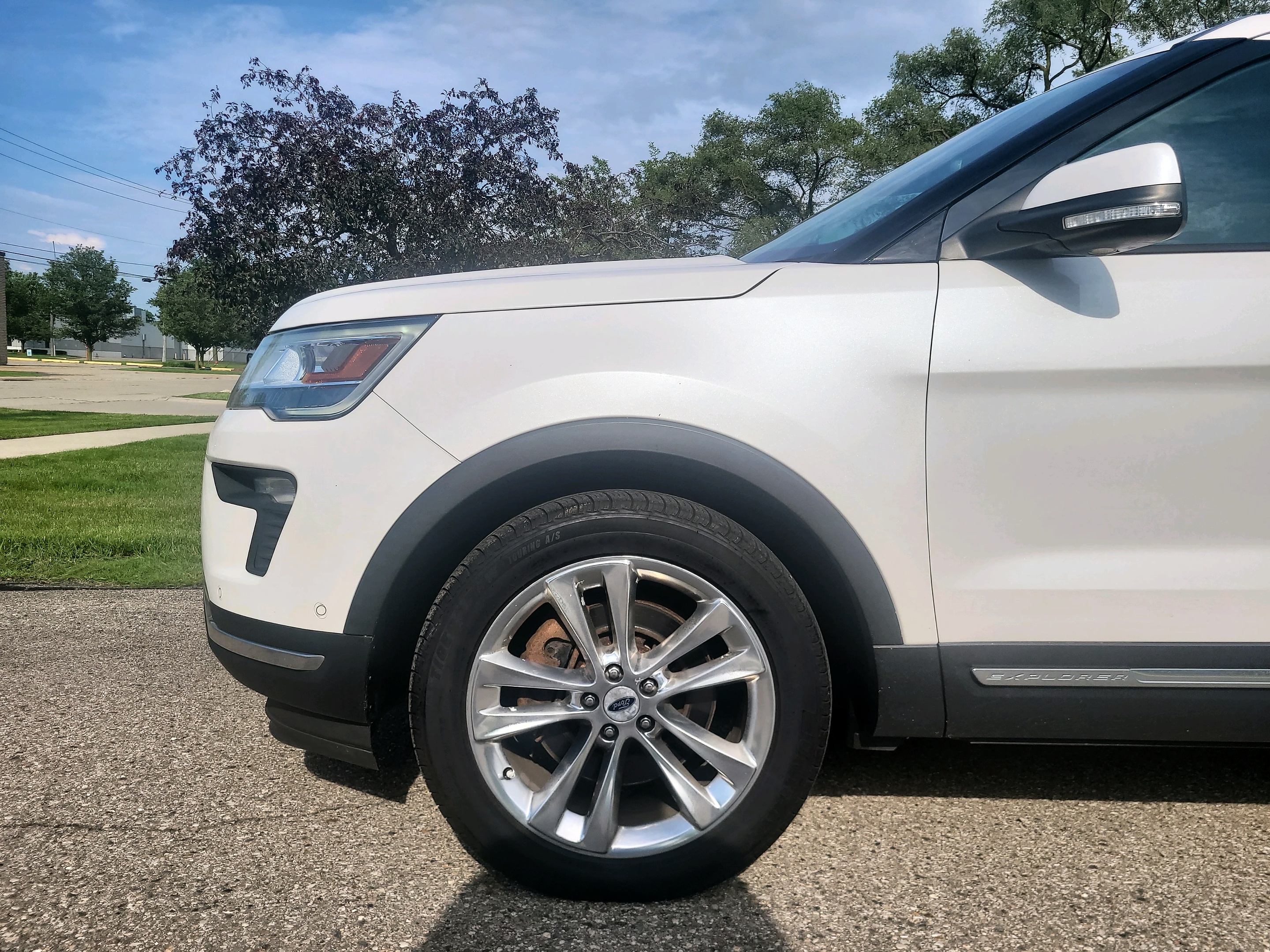 2019 Ford Explorer Limited - Photo 16