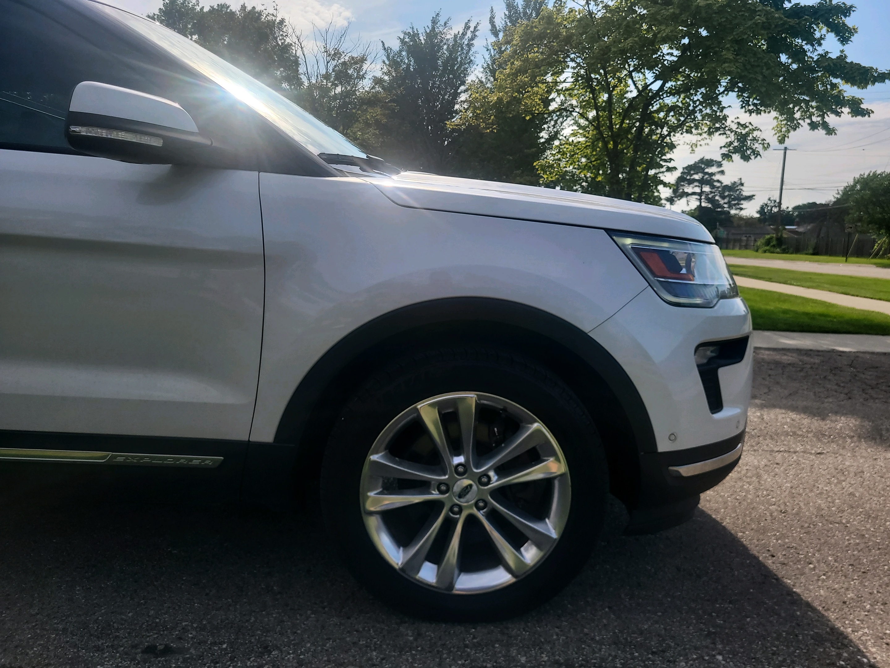 2019 Ford Explorer Limited - Photo 19